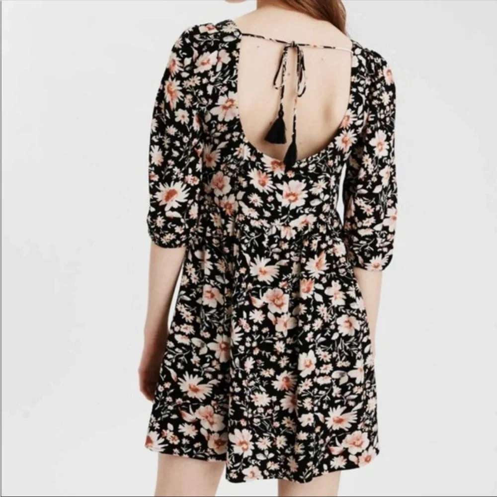 American Eagle Floral Dress - Picture 2 of 6